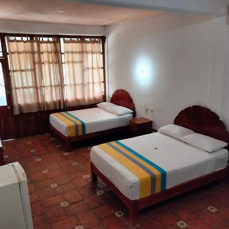 Hotel Bungalows Acuario Пуерто Ескондидо Екстериор снимка