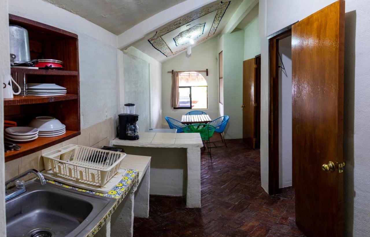Hotel Bungalows Acuario Пуерто Ескондидо Екстериор снимка