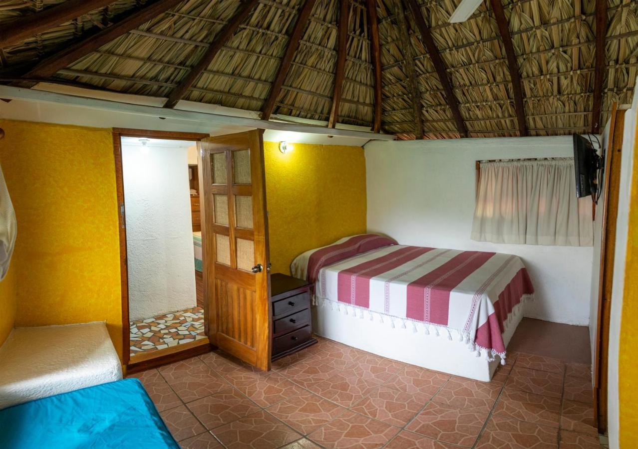 Hotel Bungalows Acuario Пуерто Ескондидо Екстериор снимка