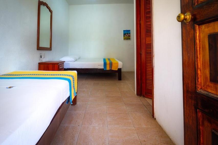 Hotel Bungalows Acuario Пуерто Ескондидо Екстериор снимка